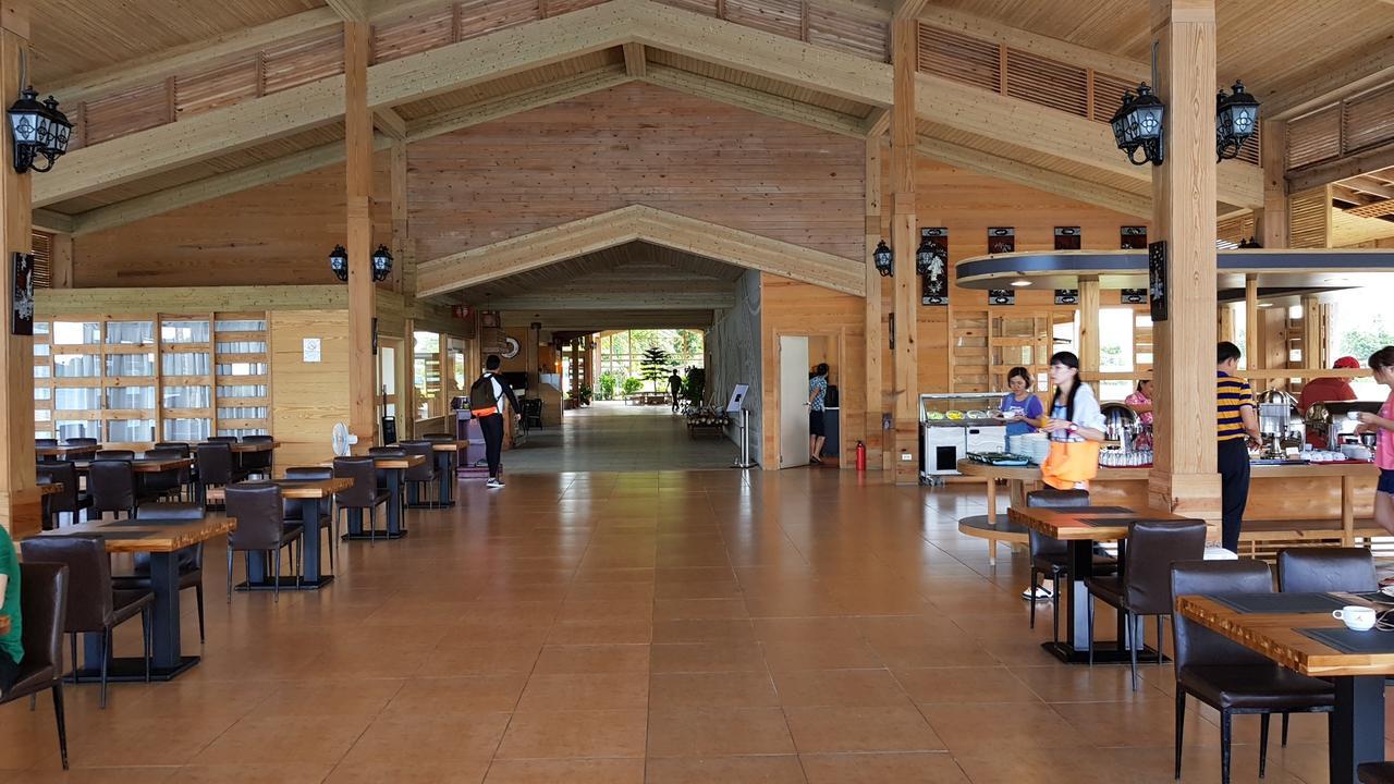 Island Paradise Resort Club Koror Bagian luar foto